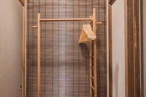 Room - FOX INN (Osaka)