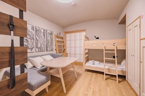 Room - FOX INN (Osaka)