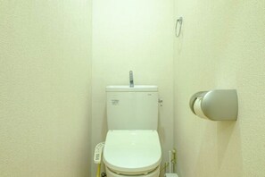 Unclassified image, 3 of 3, button - Land Forest Ryogoku (Tokyo)