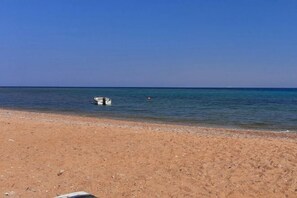 Playa privada cerca y toallas de playa