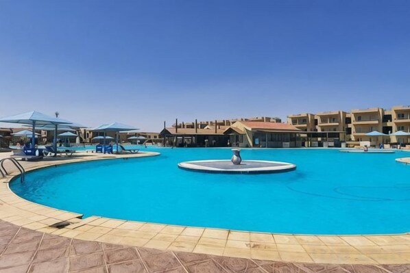 Unclassified image, 1 of 14, button - Regina Beach Resort El Sokhna (Ataqah)