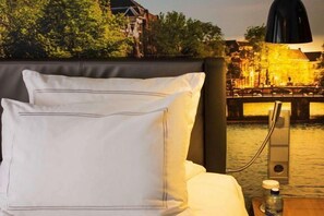 Room - Swissôtel Amsterdam (Amsterdam)