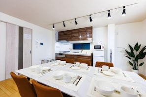 Unclassified image, 2 of 36, button - Bliss KAMEARI (Tokyo)
