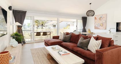 Villa Palmera by Balmy Breaks - 100m to Beach