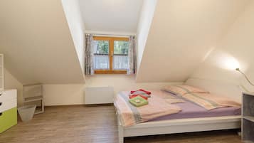 1 bedroom, WiFi, bed sheets