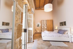 2 bedrooms, iron/ironing board, WiFi, bed sheets - Sicilian farmhouse (avola)