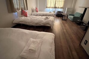 Room - PAT House (Tokyo)