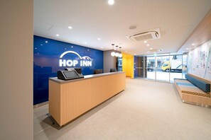 Lobby - Hop Inn Tokyo Ueno (Tokyo)