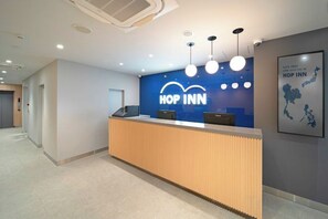 Lobby - Hop Inn Tokyo Ueno (Tokyo)