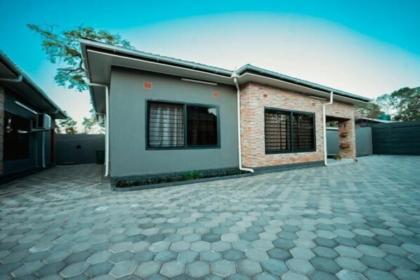 Exterior - Modern and Cozy Apartments (Lusaka)