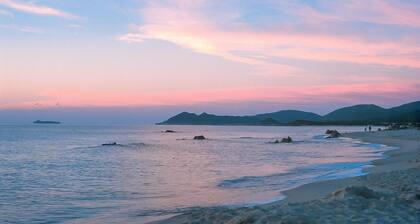 Magnifique maison de 2 chambres Ă Costa Rei