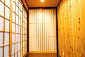 Room - Haku Flower's Seven (Kyoto)