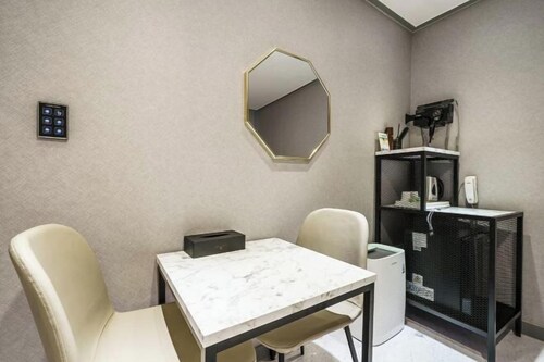 ON&OFF Hotel Juan Branch