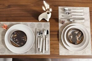 Room - TAKASAGO UTOPIA HOTEL (Tokyo)