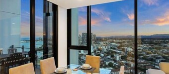 Skyline Showdown - Views, Games & Vibes