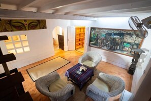 Children's area - Stay in a Charming Colonial Villa (Luang Prabang)