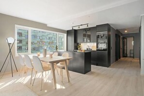 Cribs/infant beds - Paramount Penthouse Accommodations (Tromso)