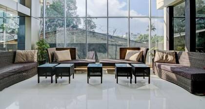 Townhouse Oak Pekanbaru near Mall Pekanbaru formerly Hotel Grand Sahara