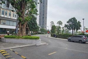 Unclassified image, 4 of 31, button - Luxury 2Br Vinhomes Skylake - City view/Landmark 72 (Hanoi)