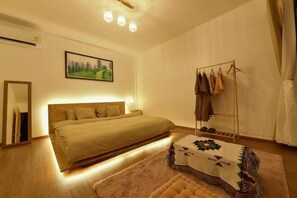 Room - Merrin Farm (Mae Suai)