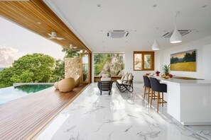 Unclassified image, 4 of 13, button - Villa Bella Vista Samui - 360 Degrees Mountain View (Koh Samui)