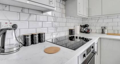 Modern 3bed Escape - Work&relax - Free Parking