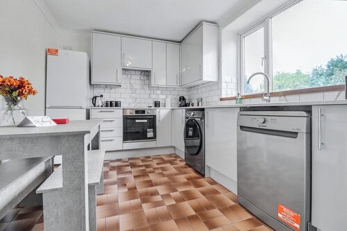 Modern 3bed Escape - Work&relax - Free Parking