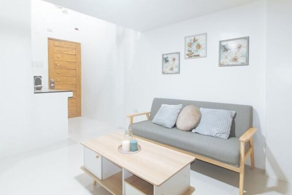 Room - RedDoorz @ Alaminos Pangasinan (Alaminos)