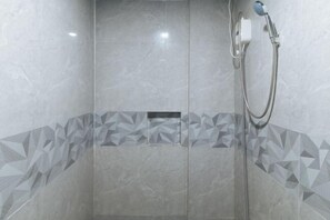 Room - RedDoorz @ Alaminos Pangasinan (Alaminos)