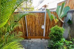 Property grounds - The Lumbung Residence (Bali)