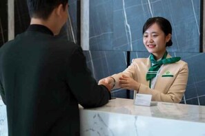 Lobby - Wyndham Garden Legend Halong (Ha Long)