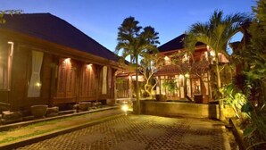 Exterior - Wooden Villa by Prasi (Bali)