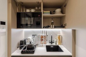 Room - Kensington Studio B (Lower level) (London)