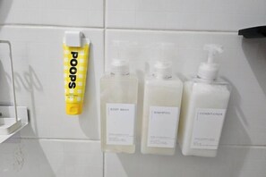 Bathroom amenities - 3 minutes from Seoul Station#Direct access by AREX from Incheon Airport,including breakfast (Seoul)