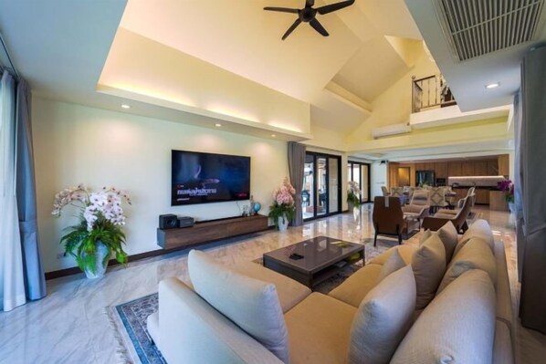 Room - Luxury 5 Bedroom Villa Close to Beach (Srs) (Hua Hin)