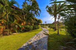 Room - Luxury 5 Bedroom Villa Close to Beach (Srs) (Hua Hin)