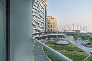 View from property - Luxurious Studio In The Palm I Direct Beach Access (Dubai)