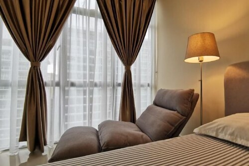 Palazio Studio Mount Austin Toppen Ikea by JYNest Johor