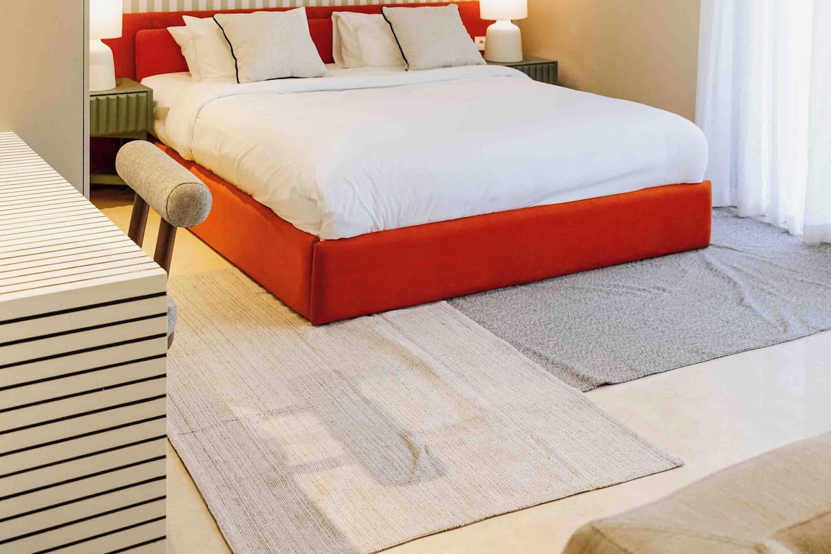 迷你吧、办公桌、笔记本电脑工作区、遮光窗帘