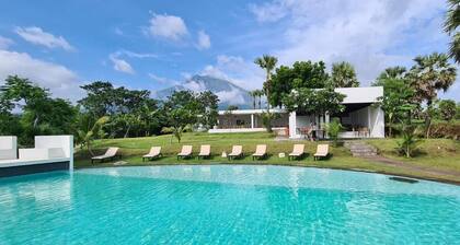 Palm Springs Bali Dive Resorts