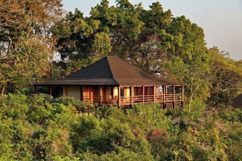 Popa Mountain Resort