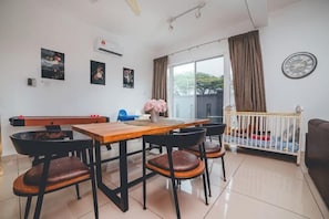 Interior - d'Lux 6BR16-25px Pool/BBQ/NetFlx/HotPot/KTV/Mahjong (Bandar Penawar)