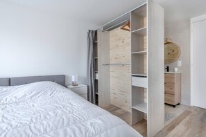 3 chambres, fer et planche à repasser, Wi-Fi gratuit