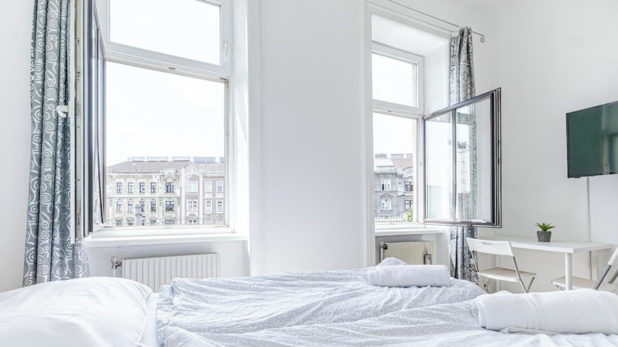 Charming 3BR Urban Retreat Vienna