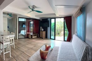 Cots/infant beds - Penthouse Crystal Bay Apartments (Koh Samui)