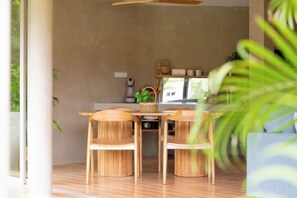 Outdoor dining - Carbana Lodge, 1 Bedroom - Eco Lodge, Koh Samui (Koh Samui)