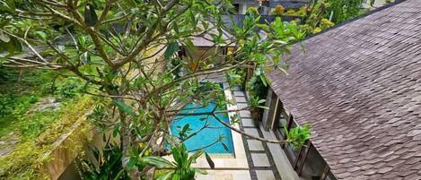 Alberca al aire libre