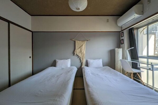 Room - Fushimi Inari House (Kyoto)
