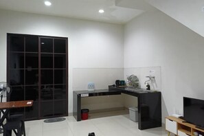 Interior - Sweet home & Rooms - East Asia 17/27, Greenlake City (Cipondoh)