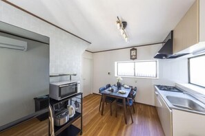 Restaurant - Sakura (Tokyo)